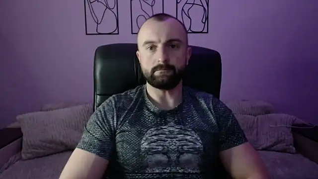 brindlefly6969 online show from March 2026 11:30:02 AM