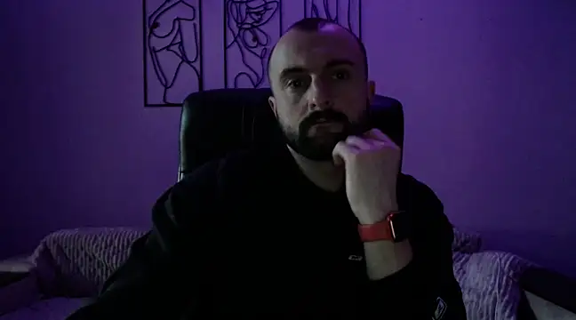 brindlefly6969 online show from February 2025 02:48:01 PM