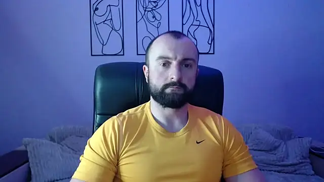 brindlefly6969 online show from March 2026 11:48:02 AM