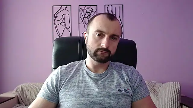 brindlefly6969 online show from February 2025 11:25:02 AM
