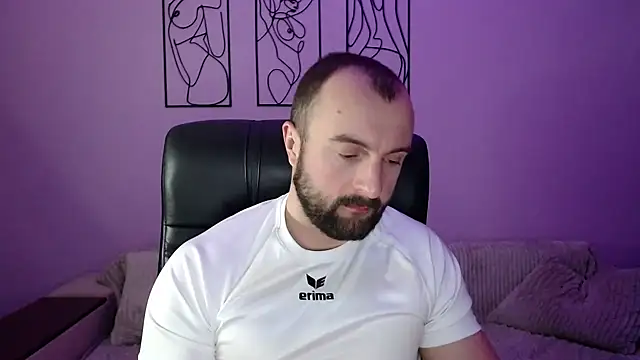 brindlefly6969 online show from January 2026 11:36:01 AM