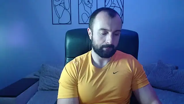 brindlefly6969 online show from November 2025 01:55:02 PM