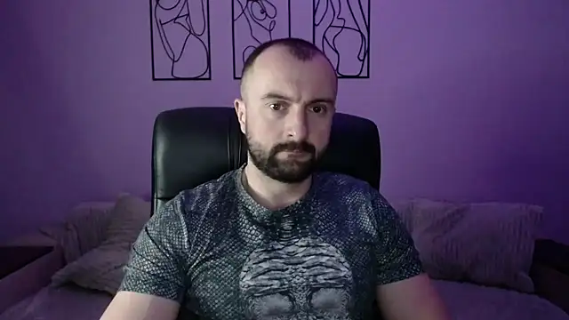 brindlefly6969 online show from March 2026 11:55:01 AM