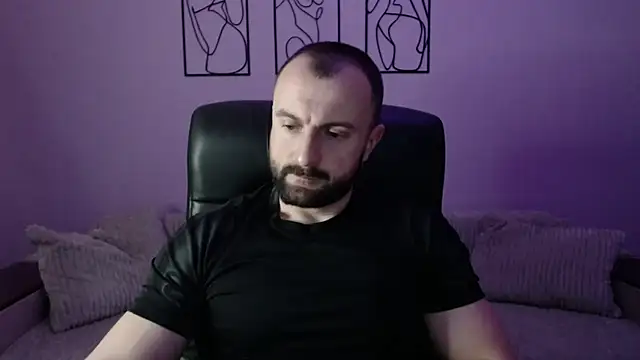 brindlefly6969 online show from March 2026 10:28:01 AM