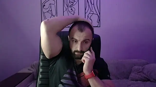 brindlefly6969 online show from December 2025 12:22:02 PM