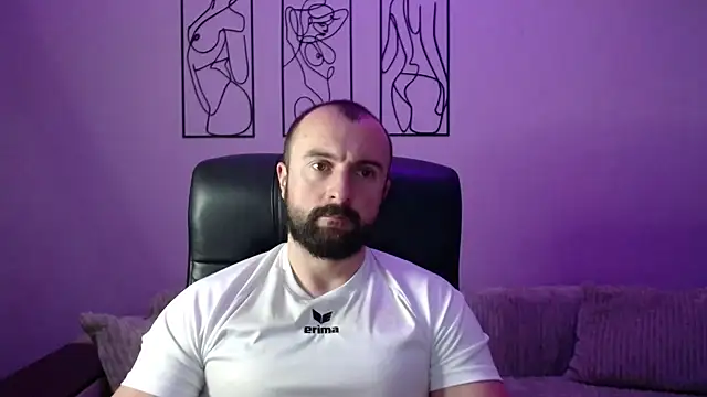 brindlefly6969 online show from October 2025 11:29:02 AM