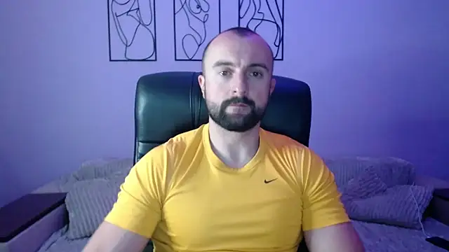 brindlefly6969 online show from October 2025 11:34:02 AM