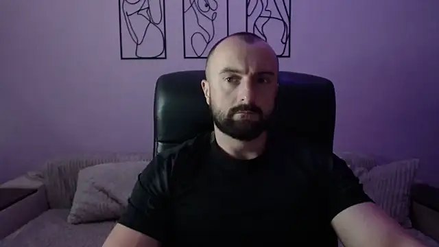 brindlefly6969 online show from May 2026 10:47:01 AM