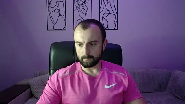 brindlefly6969 online show from November 2025 07:07:01 PM