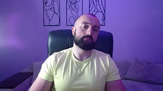 brindlefly6969 online show from October 2025 10:36:02 AM