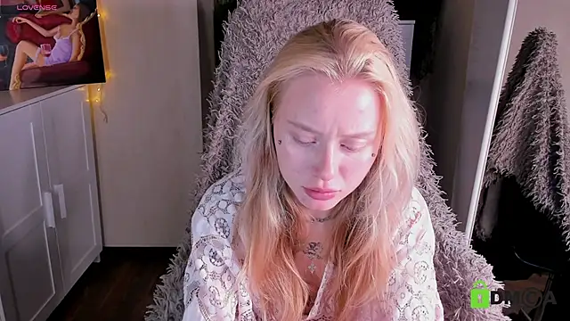 Snapshot of MalenaErnman chatting on September 2025 07:40:01 AM MalenaErnman online show from September 2025 07:40:01 AM