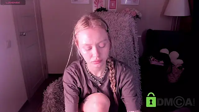 MalenaErnman online show from February 2026 10:47:02 AM