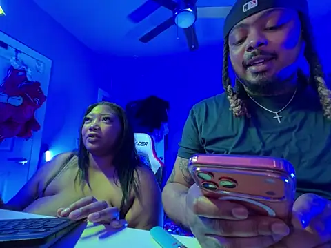 Snapshot of 4EVAGLACIERS chatting on February 2026 06:11:02 AM 4EVAGLACIERS online show from February 2026 06:11:02 AM