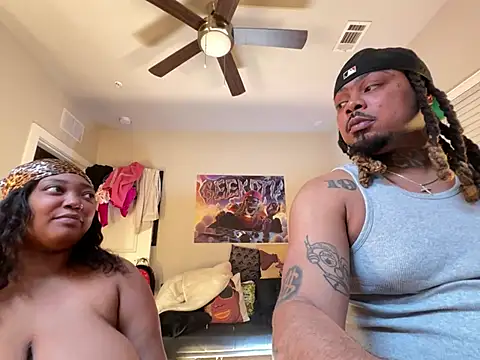 Snapshot of 4EVAGLACIERS chatting on February 2026 06:11:01 AM 4EVAGLACIERS online show from February 2026 06:11:01 AM