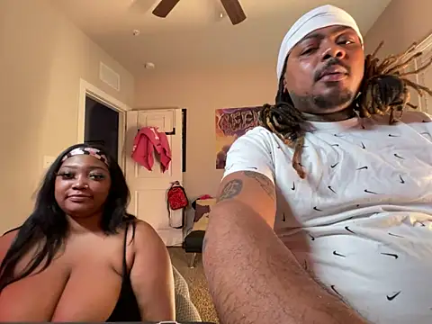 4EVAGLACIERS online show from November 2025 04:35:01 AM