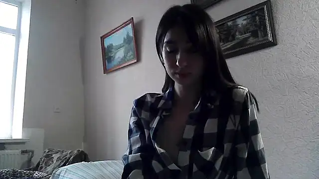 ElizaSwon online show from April 2026 03:50:02 PM