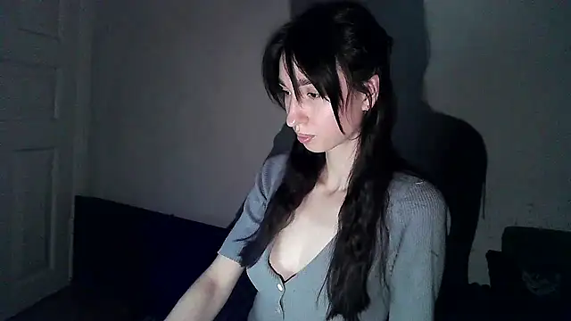 ElizaSwon online show from November 2025 04:55:01 PM