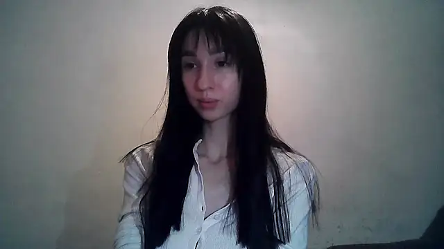 ElizaSwon online show from December 2025 05:23:01 PM
