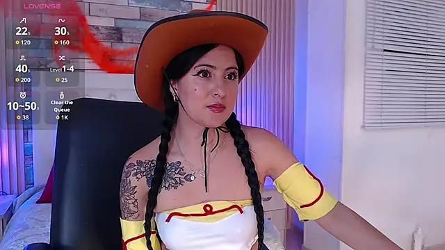 isabella smith  online show from October 2025 07:35:01 PM