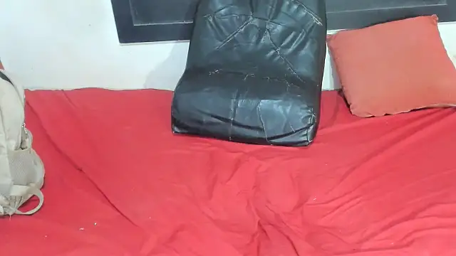 Snapshot of cataleyabigdickk chatting on October 2025 01:06:02 AM cataleyabigdickk online show from October 2025 01:06:02 AM