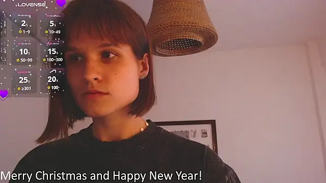 Snapshot of Your_Hand_In_mine chatting on January 2025 10:41:02 PM Your Hand In mine online show from January 2025 10:41:02 PM