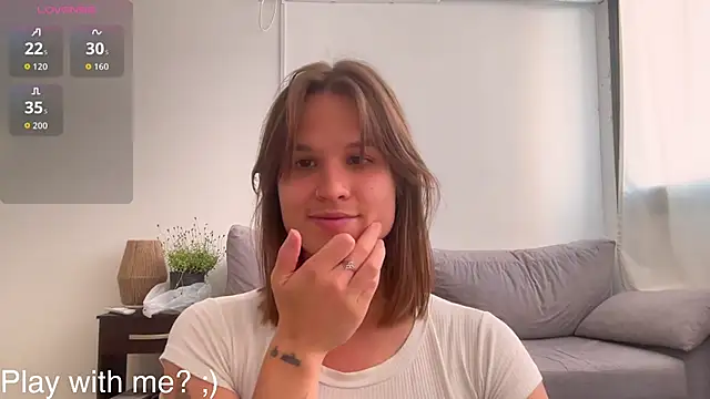 Snapshot of Your_Hand_In_mine chatting on October 2025 05:02:01 PM Your Hand In mine online show from October 2025 05:02:01 PM