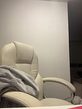 pamell col online show from November 2025 02:40:02 AM