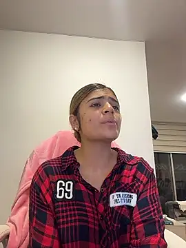 pamell col online show from January 2026 12:06:02 AM