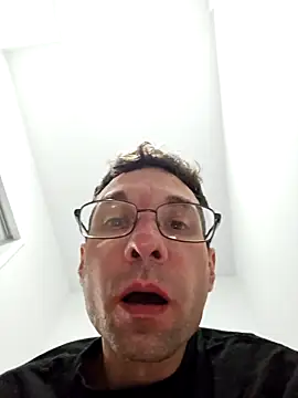 Iliketocooksquirt25 online show from November 2025 03:11:02 AM