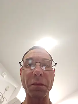 Iliketocooksquirt25 online show from March 2026 12:22:01 AM