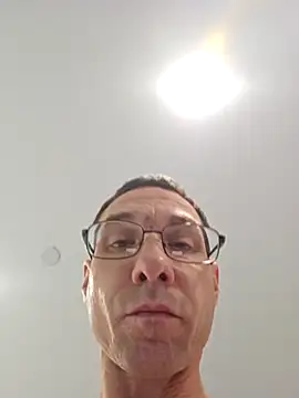 Iliketocooksquirt25 online show from April 2026 07:09:01 PM