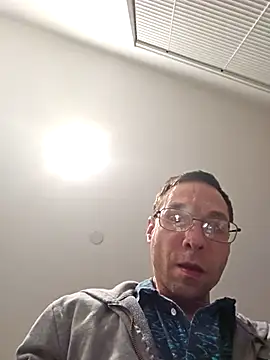 Iliketocooksquirt25 online show from April 2026 06:05:01 AM