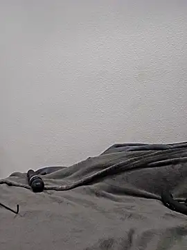 Iliketocooksquirt25 online show from November 2025 06:34:02 AM