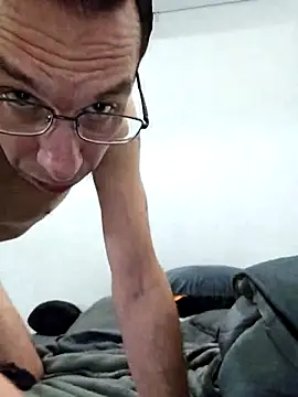 Iliketocooksquirt25 online show from November 2025 11:41:01 PM