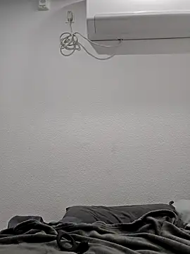 Iliketocooksquirt25 online show from December 2025 11:42:02 PM