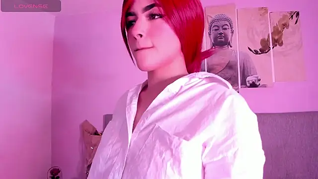 Im Scarlet online show from March 2025 06:03:02 PM