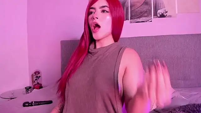 Im Scarlet online show from March 2025 06:01:01 PM