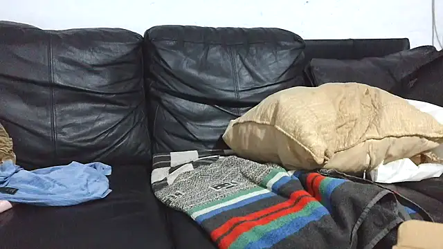 Youns98 online show from October 2025 08:53:01 PM