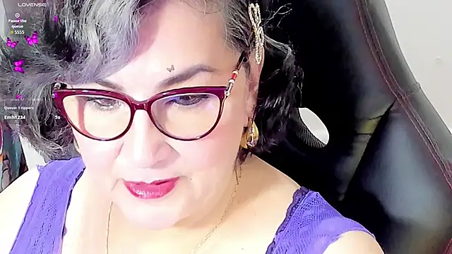 cataleya mom online show from September 2025 05:18:02 AM