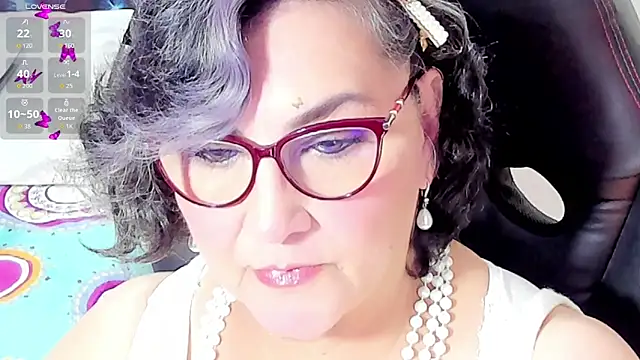 cataleya mom online show from September 2025 03:11:01 AM