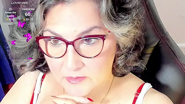 Snapshot of cataleya_mom chatting on November 2025 02:37:02 AM cataleya mom online show from November 2025 02:37:02 AM