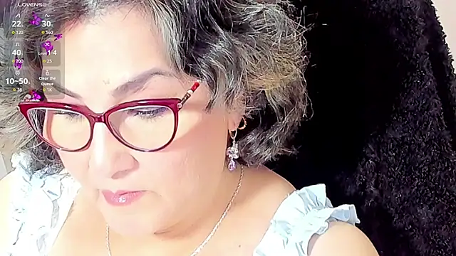 Snapshot of cataleya_mom chatting on November 2025 02:54:02 AM cataleya mom online show from November 2025 02:54:02 AM