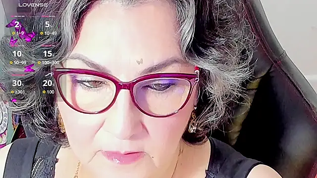 cataleya mom online show from October 2025 03:30:01 AM