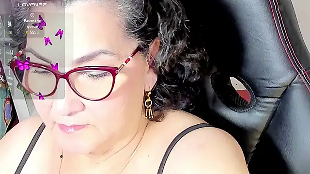 cataleya mom online show from October 2025 02:55:01 AM