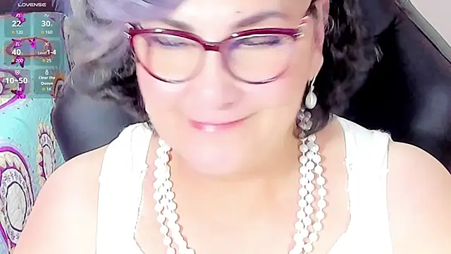 cataleya mom online show from September 2025 03:28:02 PM