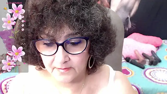 cataleya mom online show from March 2025 01:45:01 PM
