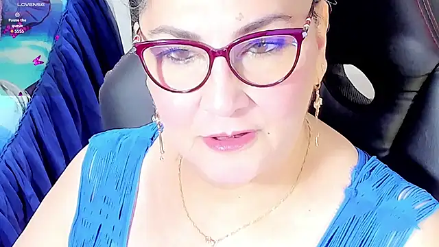 cataleya mom online show from October 2025 01:07:02 AM