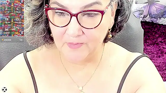 Snapshot of cataleya_mom chatting on July 2026 11:32:01 AM cataleya mom online show from July 2026 11:32:01 AM
