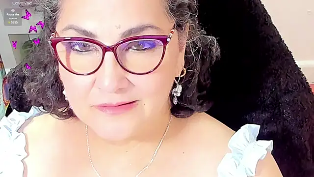 Snapshot of cataleya_mom chatting on November 2025 03:00:02 PM cataleya mom online show from November 2025 03:00:02 PM