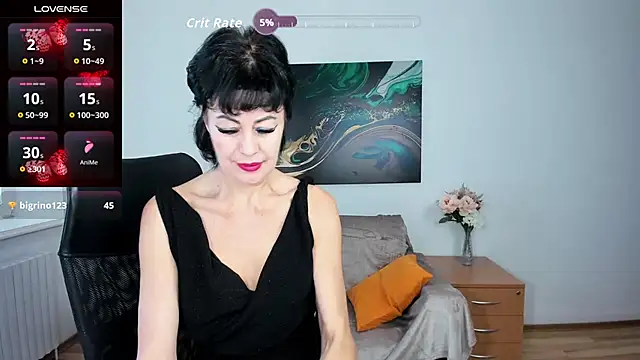 Silvia Wallec online show from October 2025 05:43:02 AM